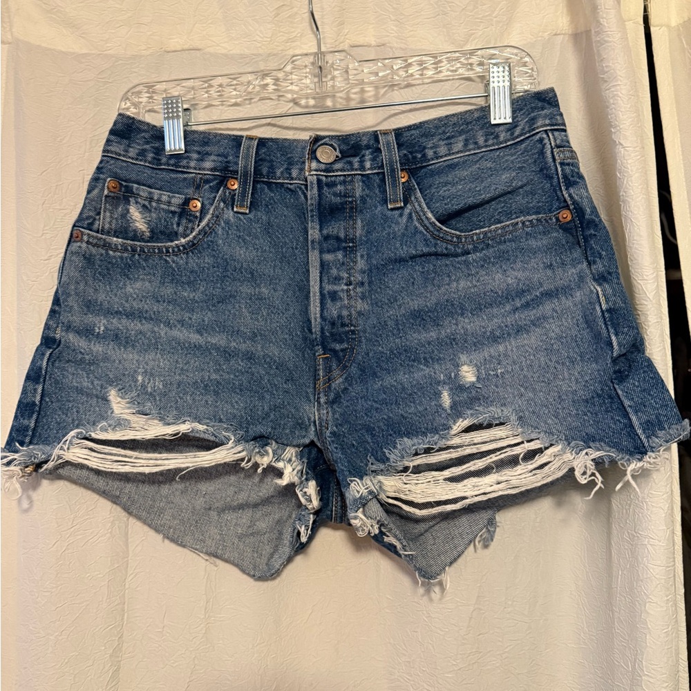 Levi’s Distressed Denim Women's Shorts